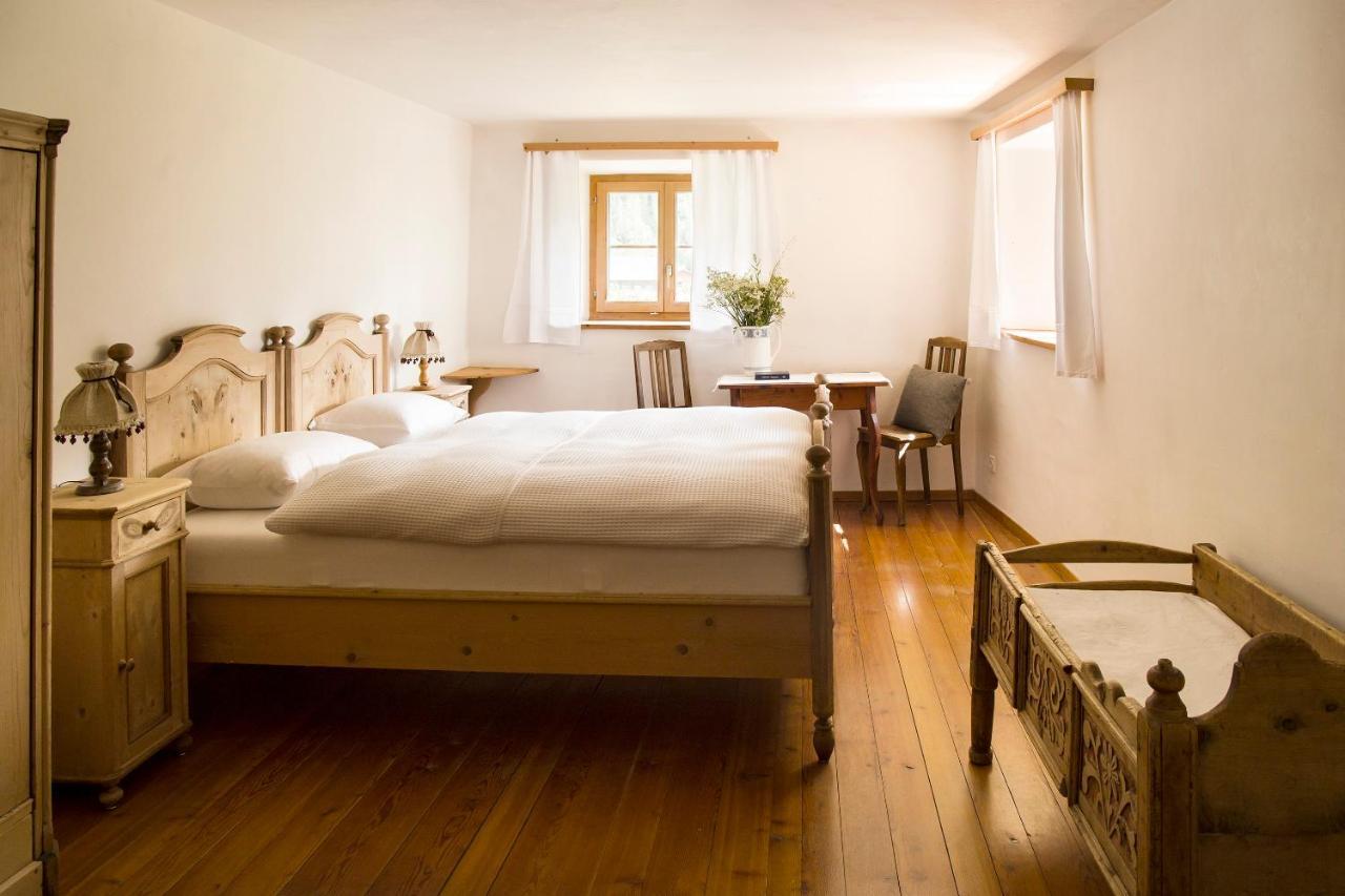 Hotel Chasa Chalavaina Müstair Cameră foto
