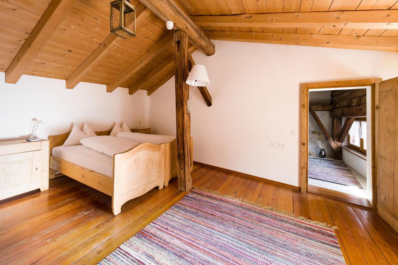 Hotel Chasa Chalavaina Müstair Cameră foto