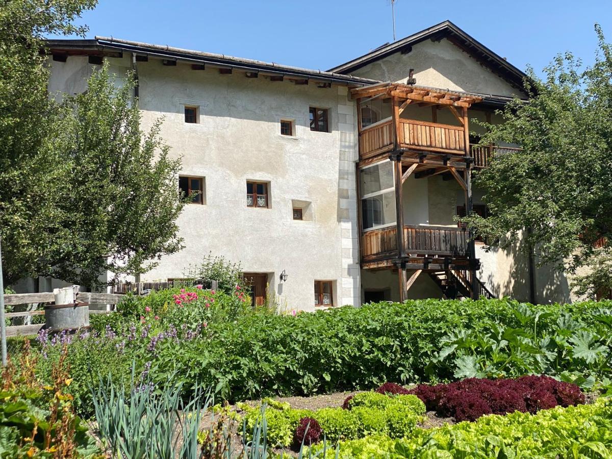 Hotel Chasa Chalavaina Müstair Exterior foto