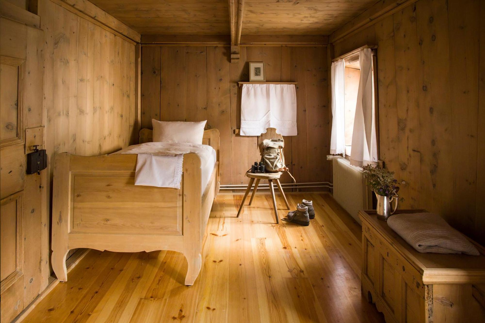 Hotel Chasa Chalavaina Müstair Cameră foto