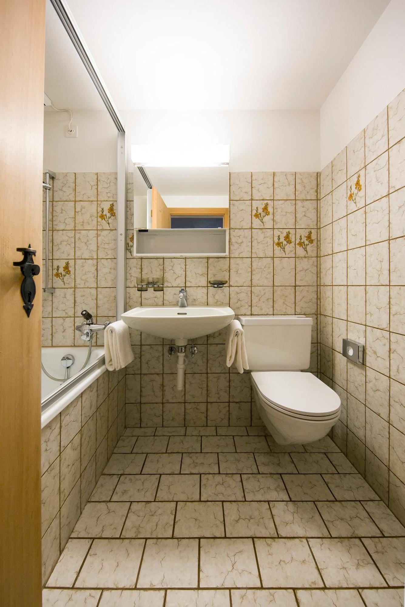 Hotel Chasa Chalavaina Müstair Cameră foto